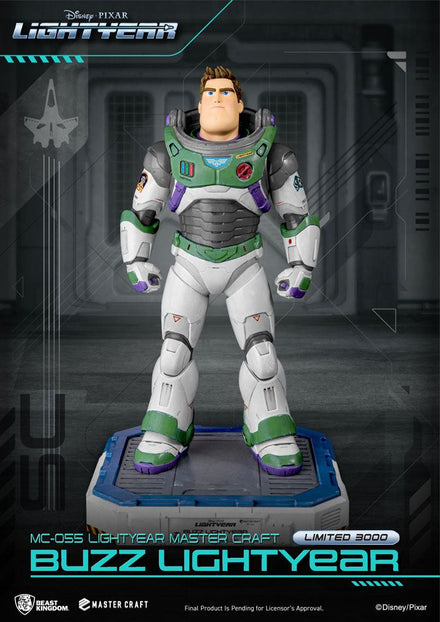 Disney: Lightyear - Master Craft Buzz Lightyear Statue 40 cm