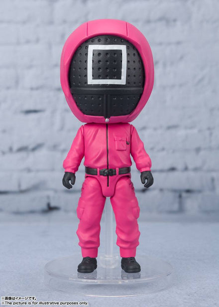 Squid Game: Figuarts mini Masked Manager Figure 9 cm