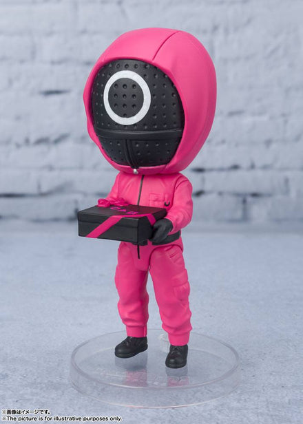 Squid Game: Figuarts mini Masked Worker Figure 9 cm