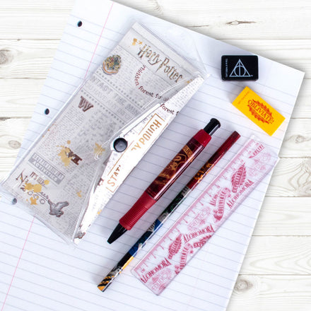 Set de papelería de 5 piezas de Harry Potter con estuche de Blue Sky Studios