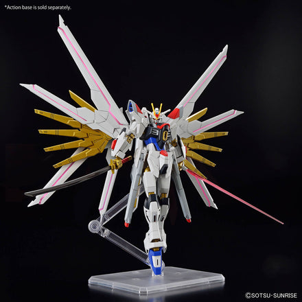 Maqueta Hgce 1/144 Mighty Strike Freedom Gundam