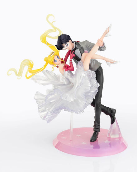 SAILOR MOON USAGI Y TUXEDO FIG ZERO CHOU Estatua Bandai