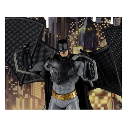 Dc Multiverse Action Figure Batman With Bat - Glider (the Thirteenth Hour) (gold Label) 18 Cm