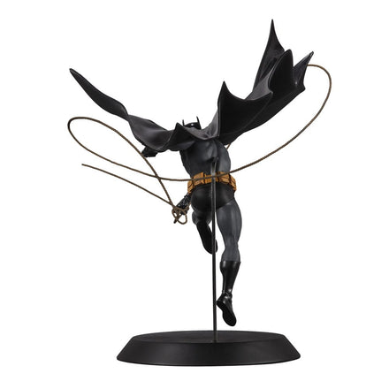 Estatua DC Direct DC Designer Series Batman (por Dan Mora) 40 cm